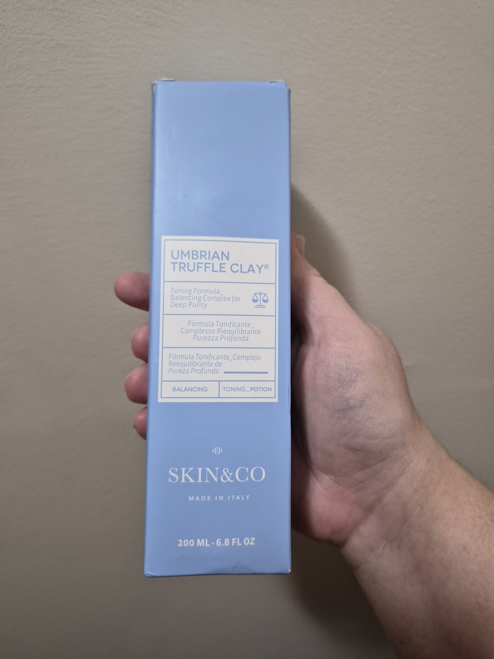 Skin&Co Light Blue Umbria Truffle Clay Toning Formula